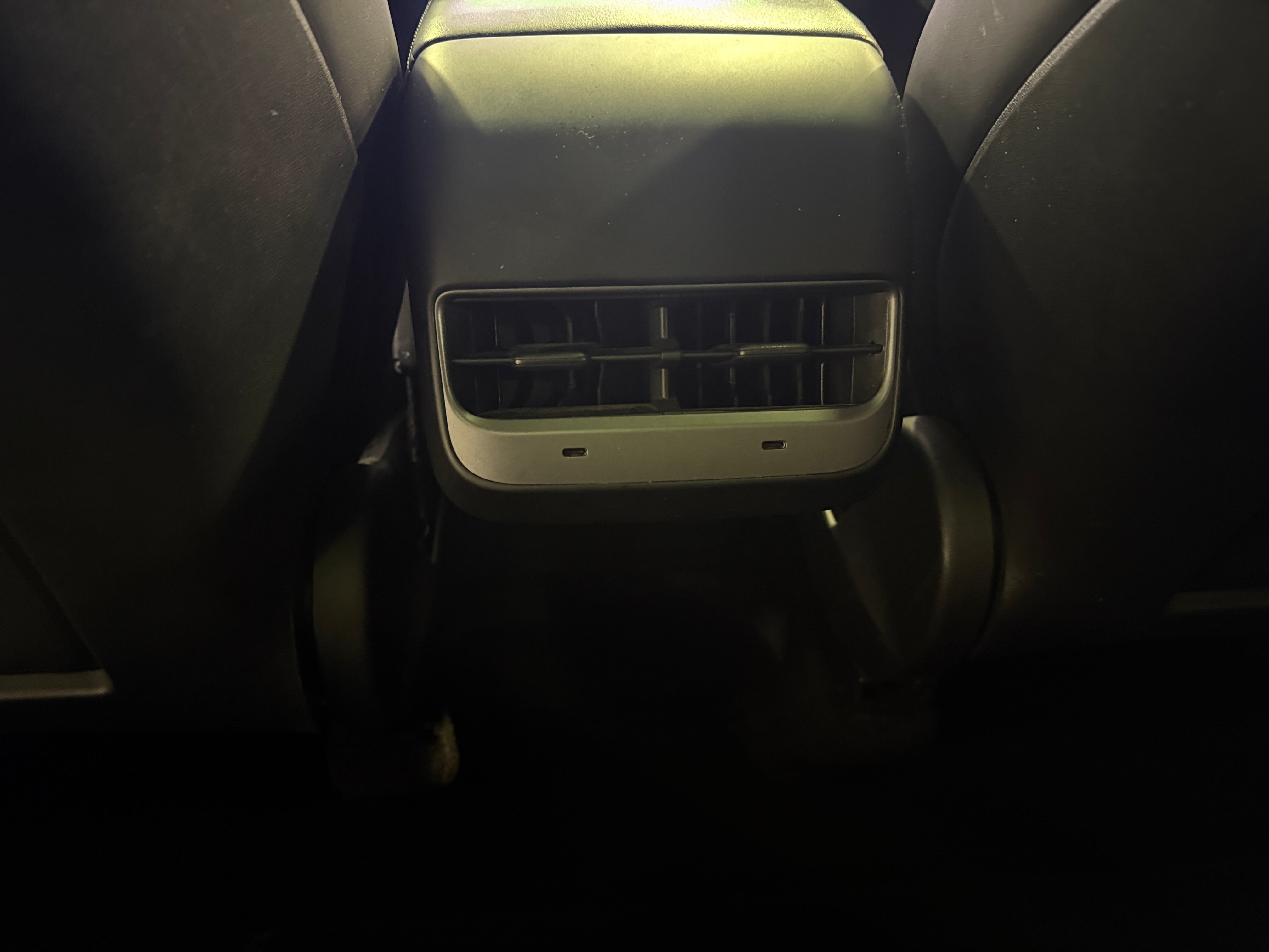 tesla model y 2022 7SAYGDEE6NF435322 image tesla model y 2022 7SAYGDEE6NF435322 image
